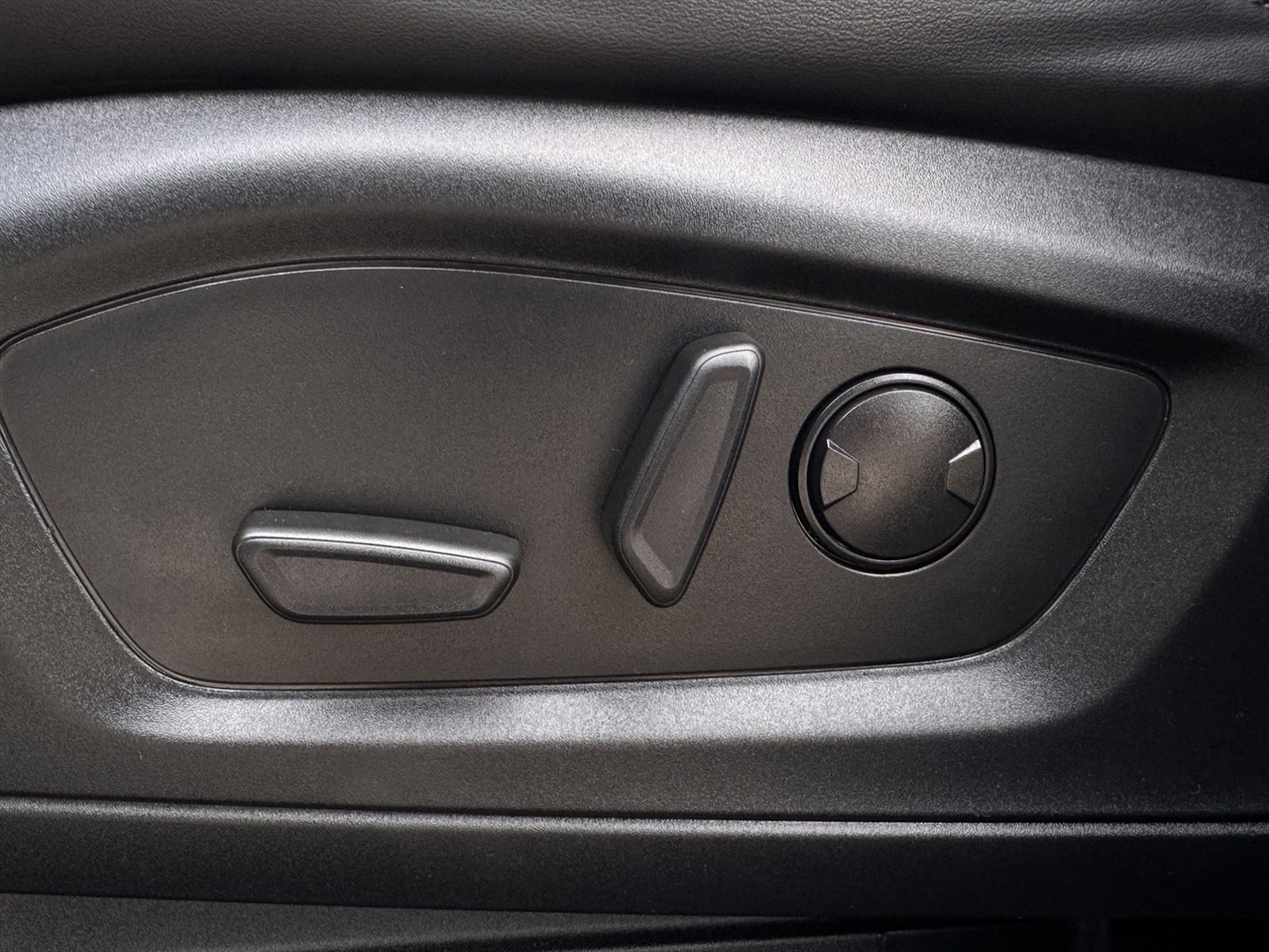 Ford Explorer XLT RWD 2022