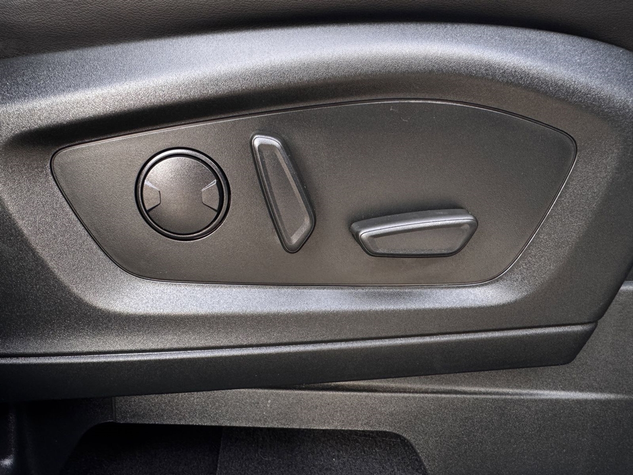 Ford Explorer XLT RWD 2022