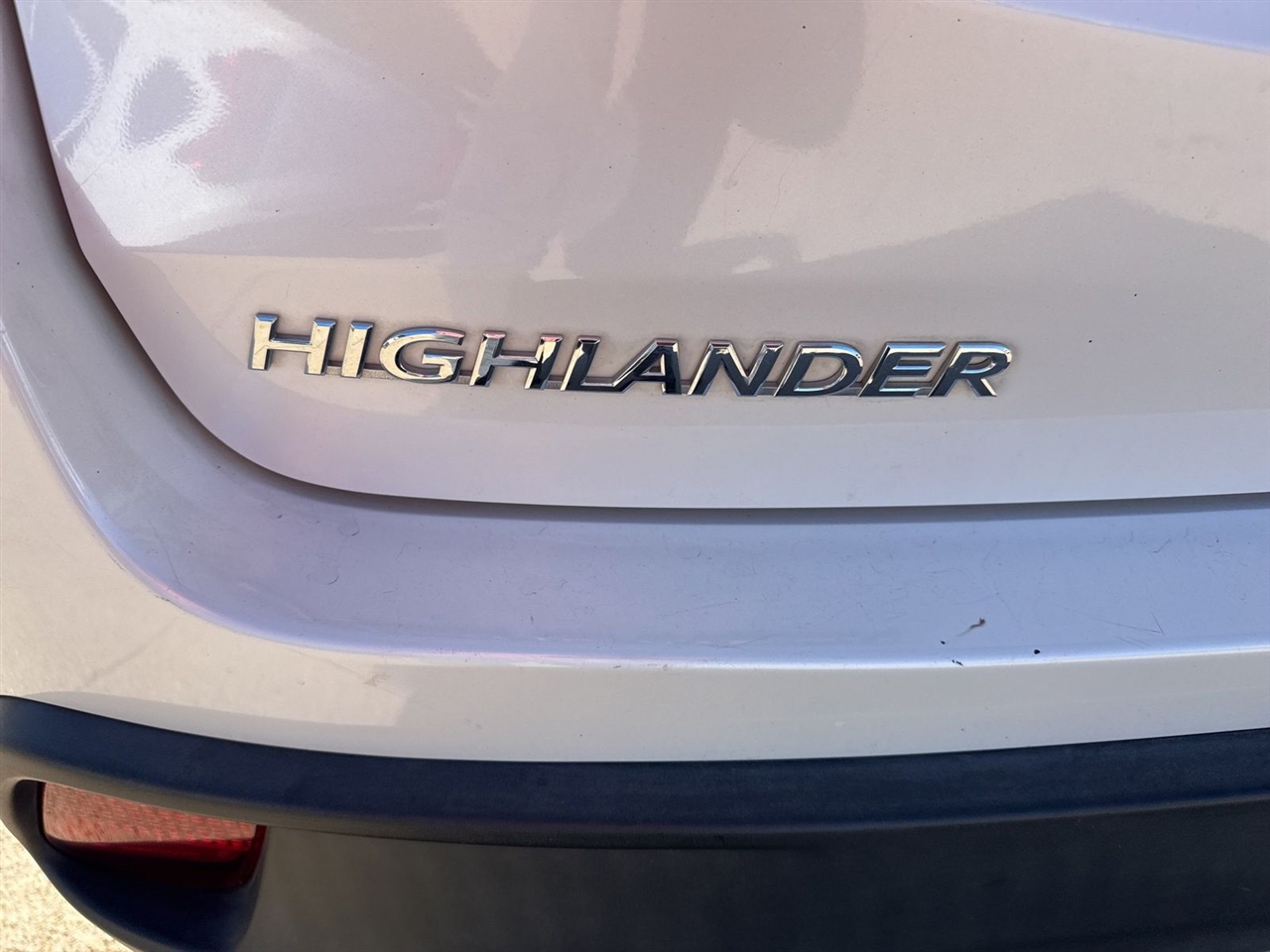 Toyota Highlander LE I4 FWD (Natl) 2018