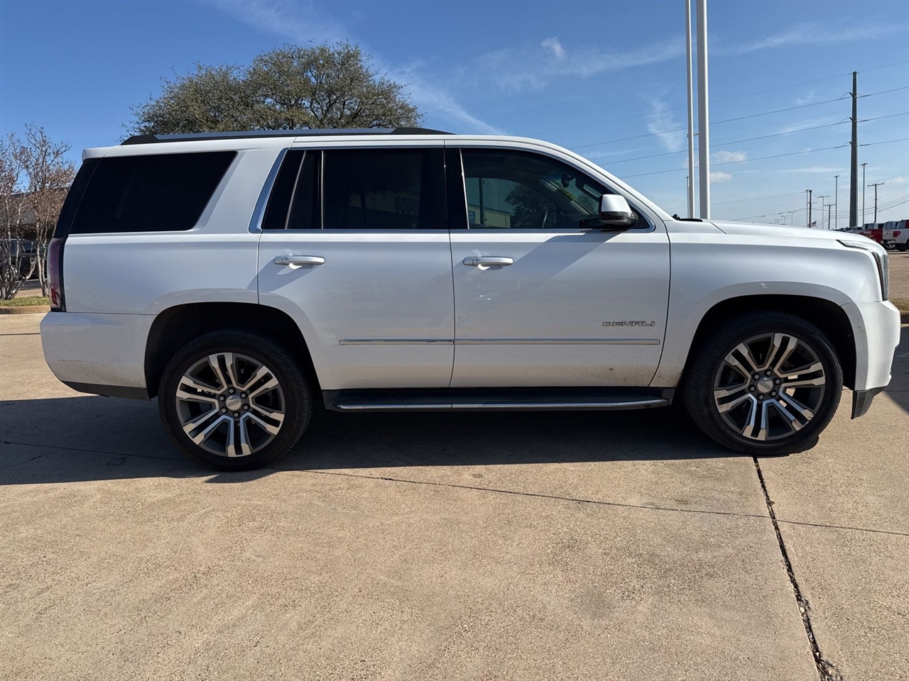 GMC Yukon 2WD 4dr Denali 2017