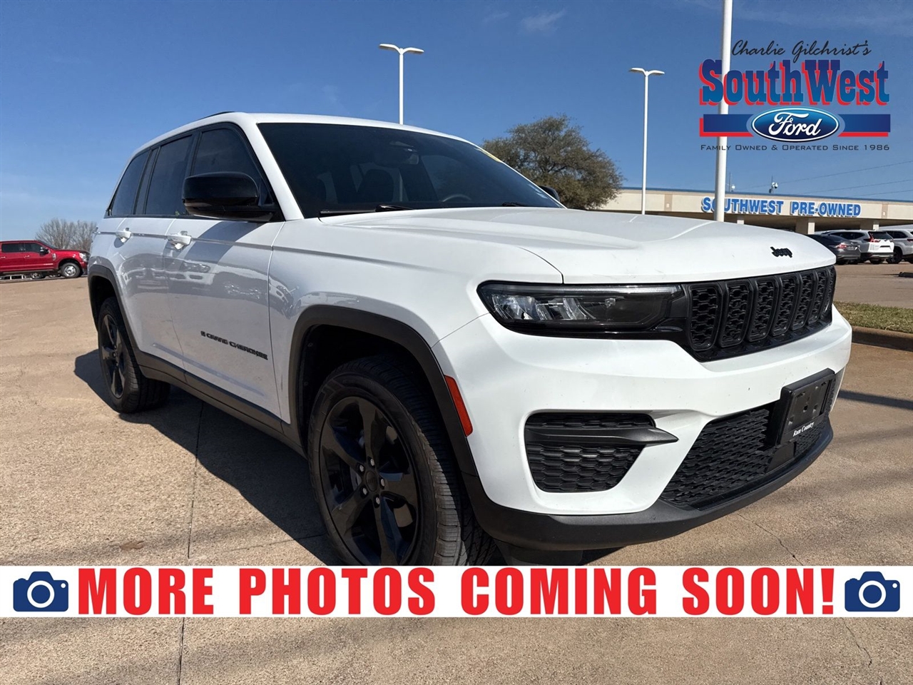 2023 Jeep Grand Cherokee Altitude 4x2