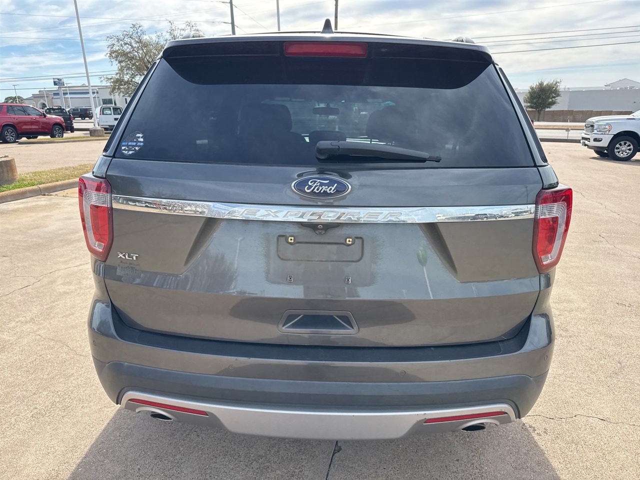 Ford Explorer XLT FWD 2017