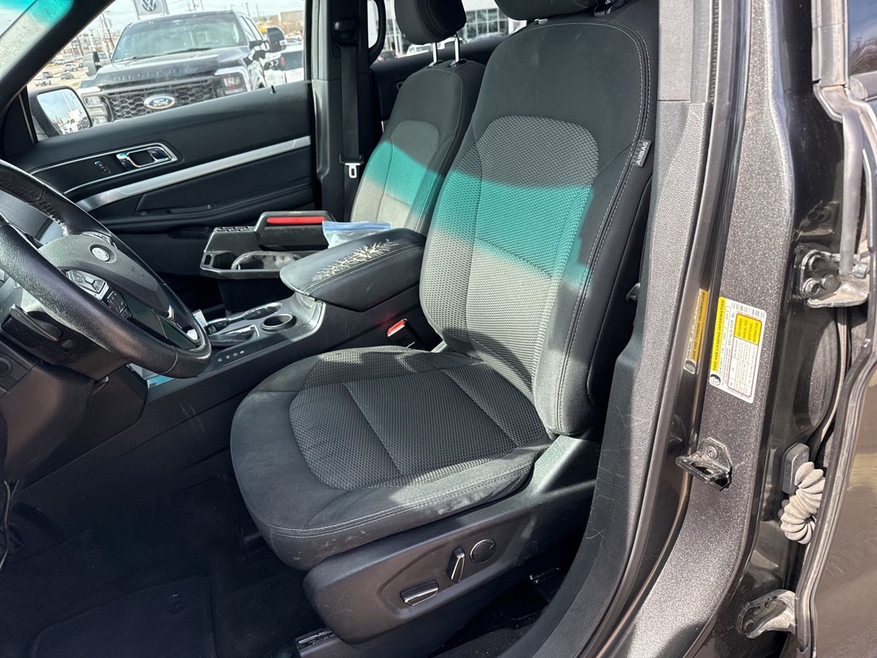 Ford Explorer XLT FWD 2017