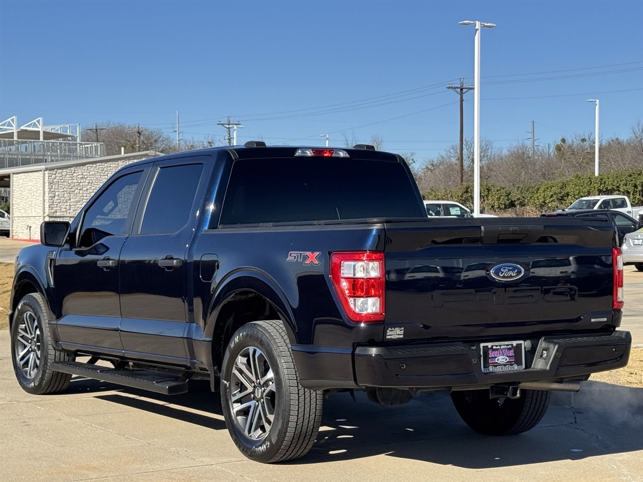 Ford F-150 Lariat 2WD SuperCrew 5.5' Box 2023