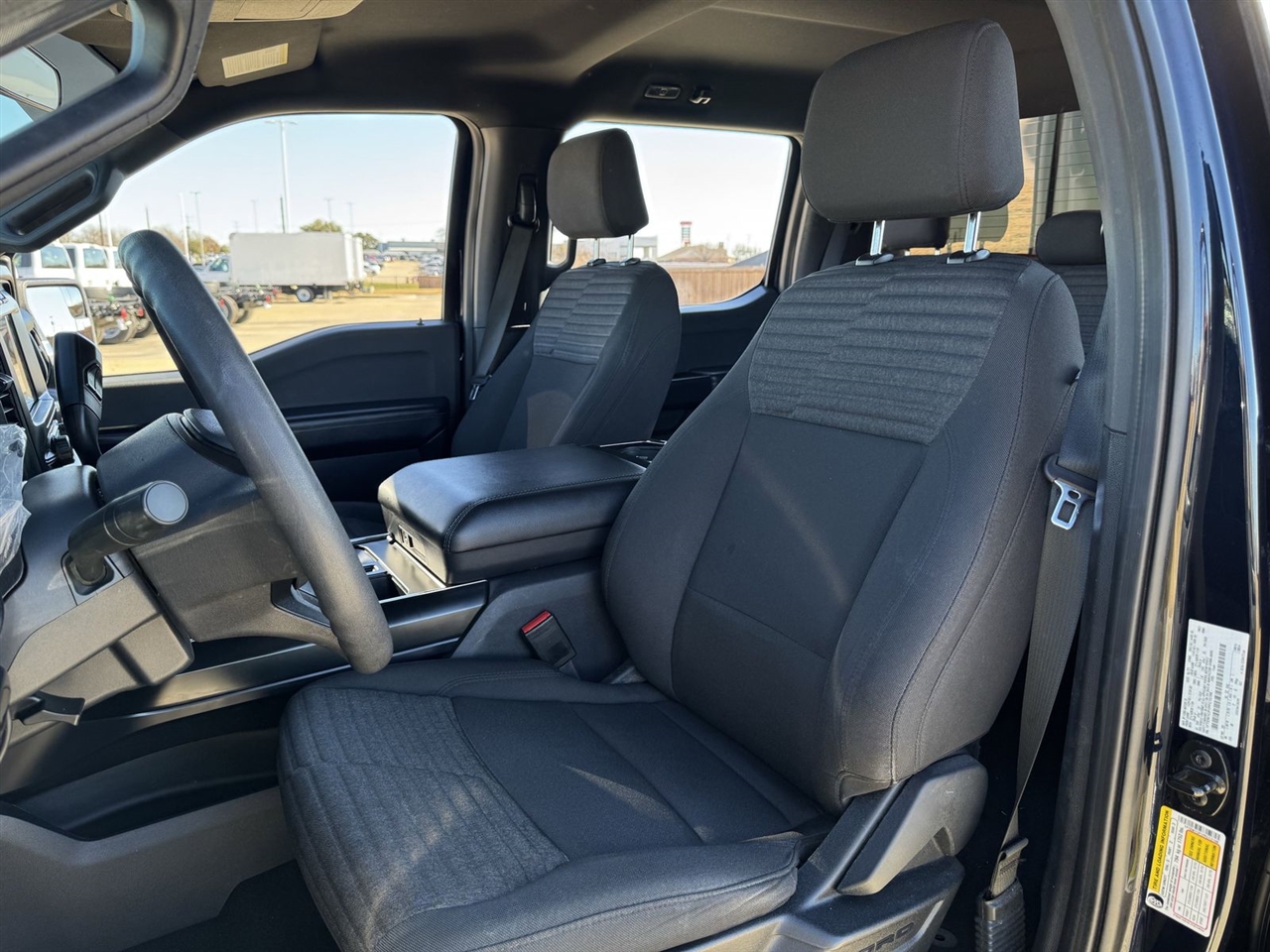 Ford F-150 Lariat 2WD SuperCrew 5.5' Box 2023