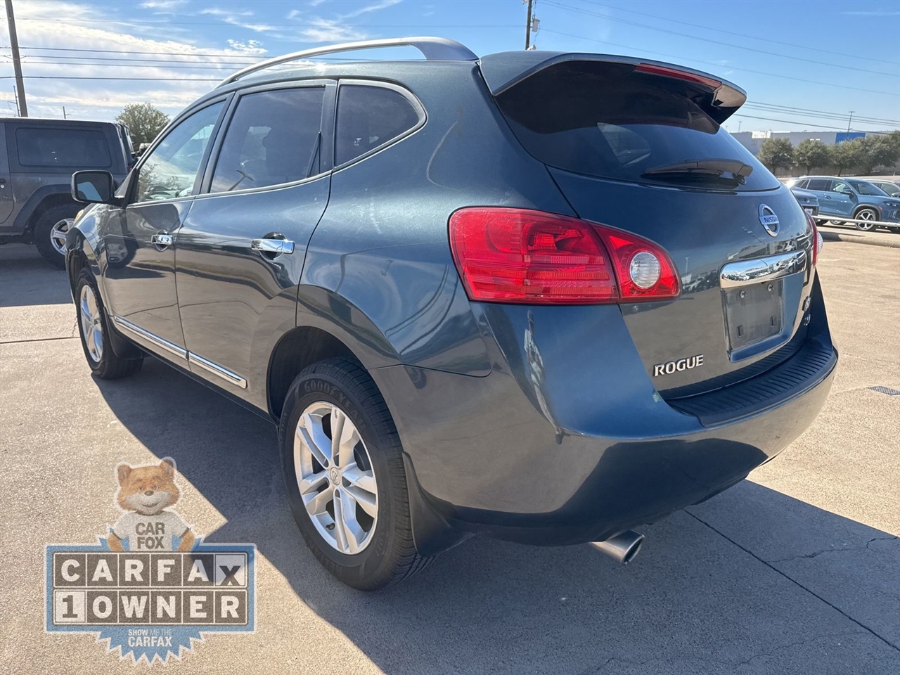 Nissan Rogue FWD 4dr SV 2012