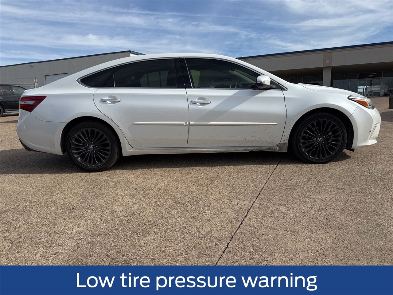 Toyota Avalon XLE Premium (Natl) 2017