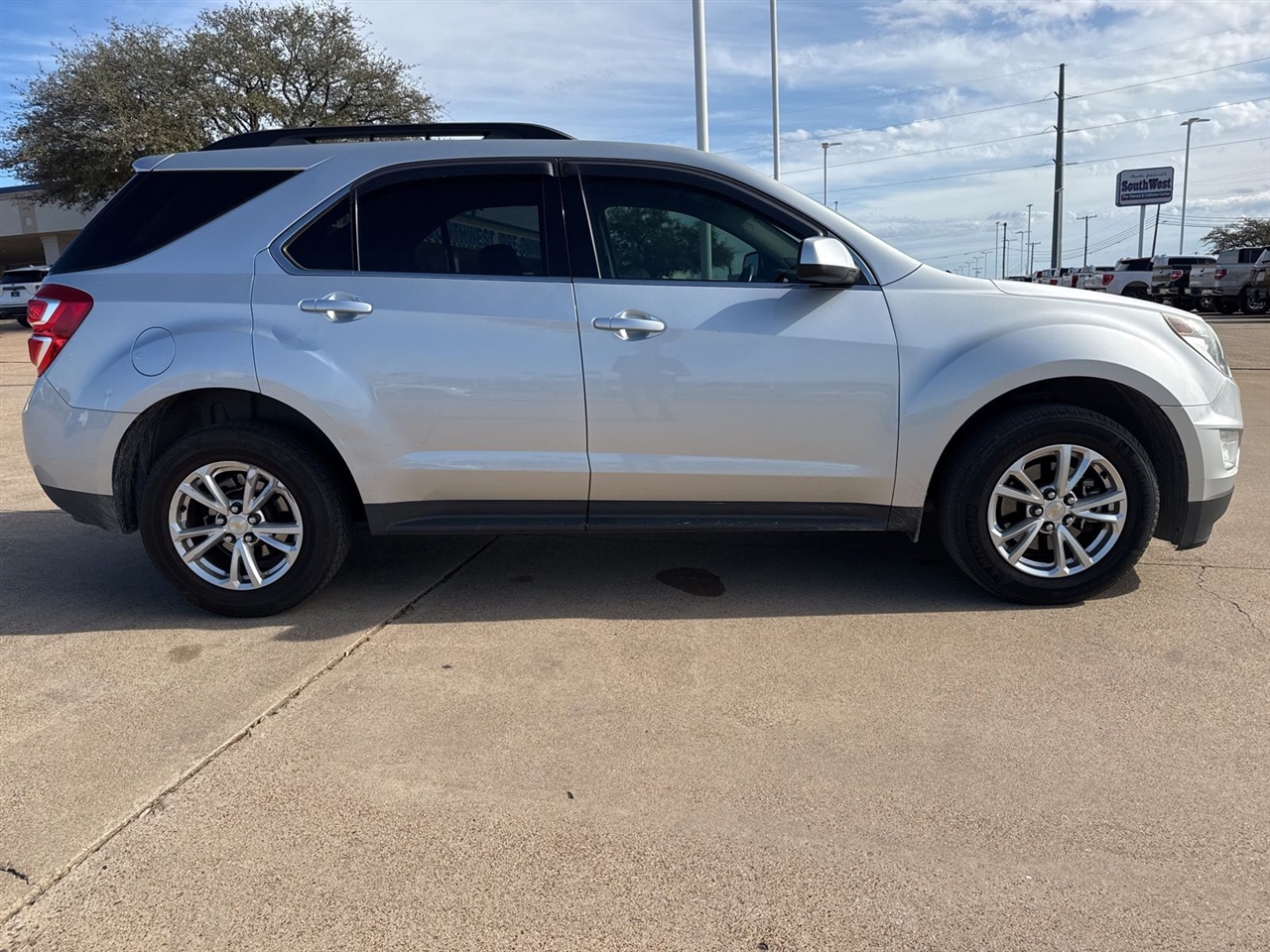 Chevrolet Equinox FWD 4dr LT w/1LT 2017