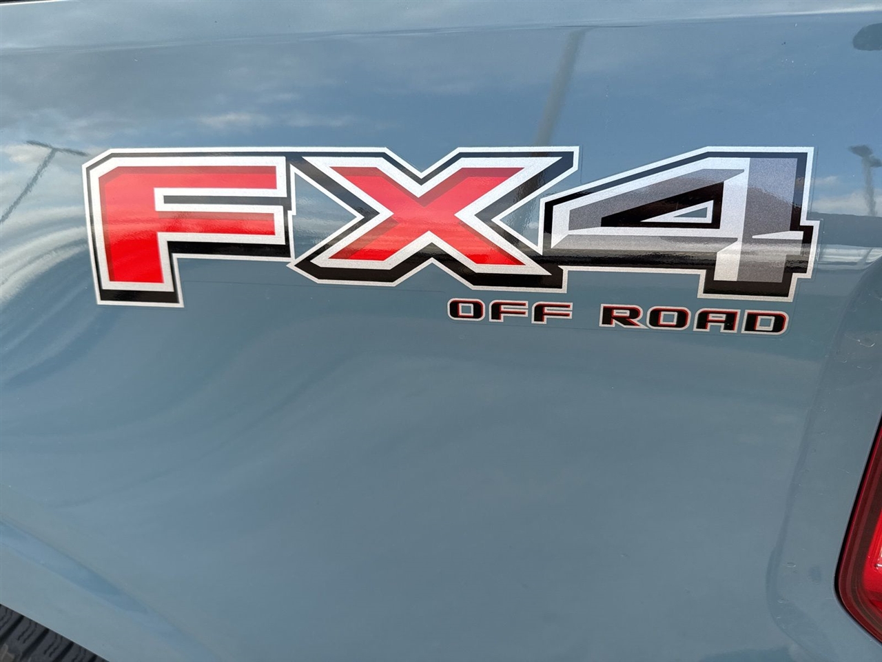 Ford Maverick Lariat AWD SuperCrew 2023