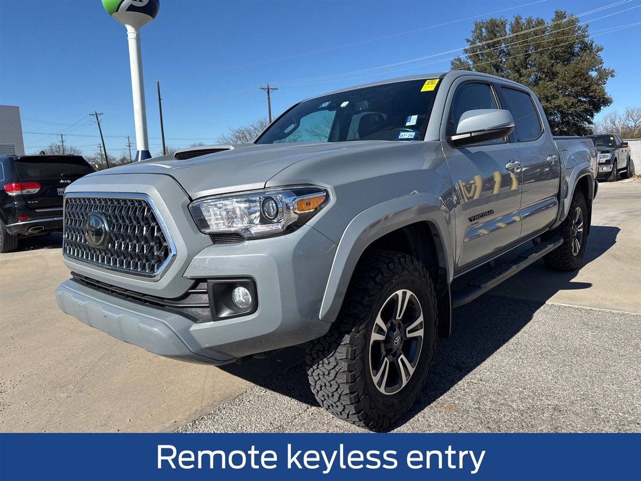 Toyota Tacoma 4WD TRD Off Road Double Cab 5' Bed V6 MT (Natl) 2019