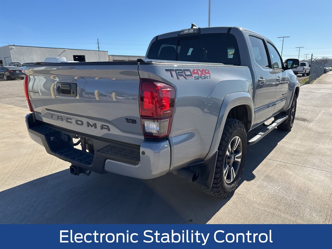 Toyota Tacoma 4WD TRD Off Road Double Cab 5' Bed V6 MT (Natl) 2019