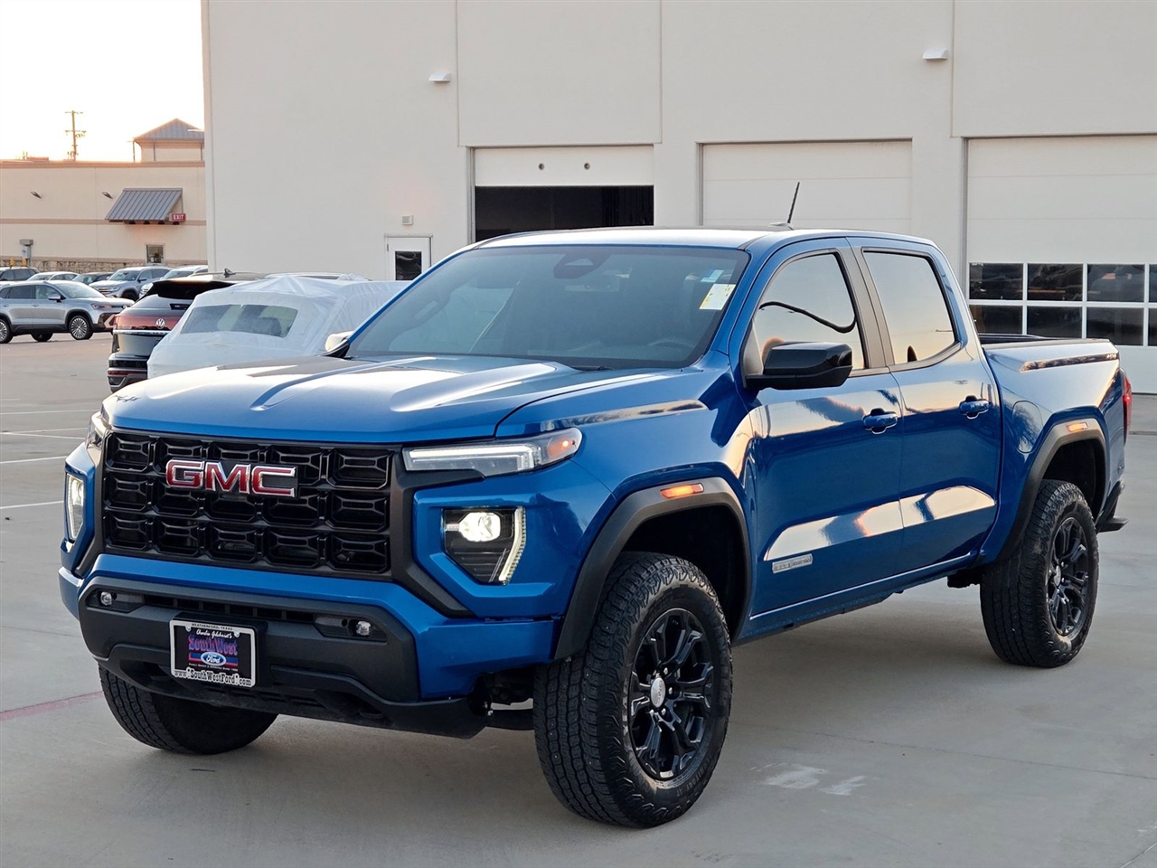 GMC Canyon 4WD Crew Cab Elevation 2024