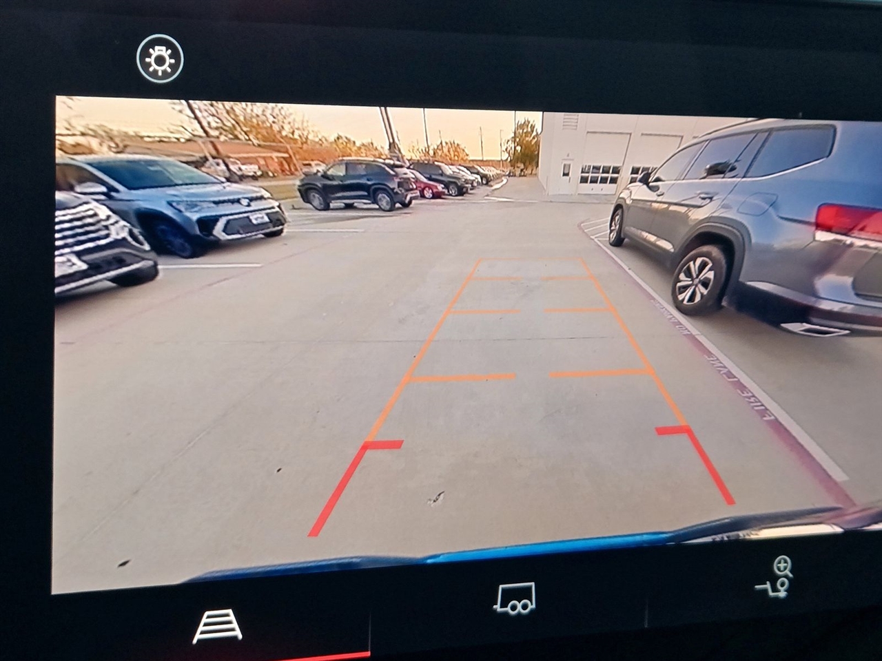 GMC Canyon 4WD Crew Cab Elevation 2024