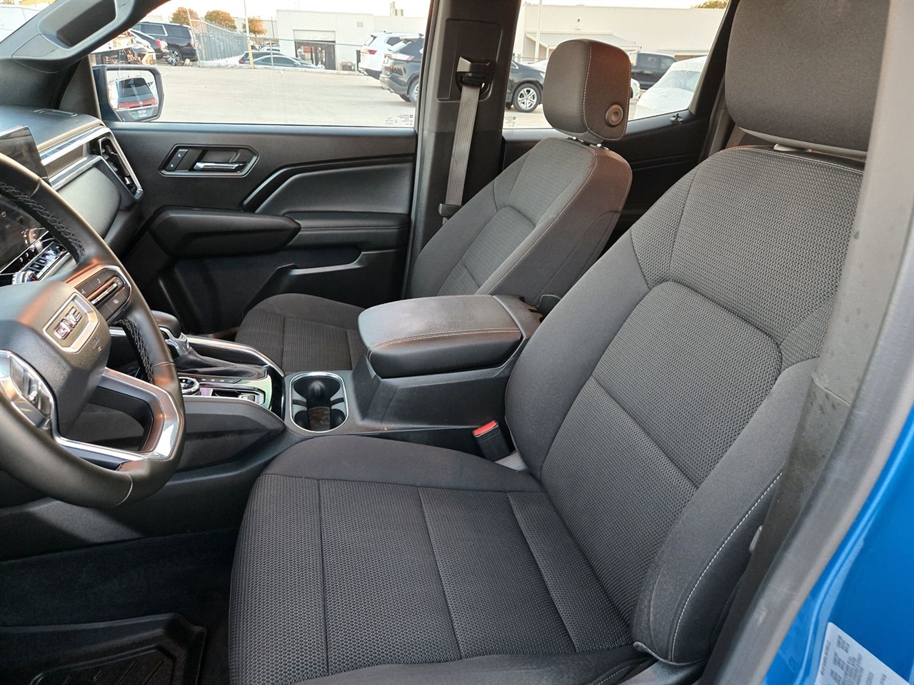 GMC Canyon 4WD Crew Cab Elevation 2024