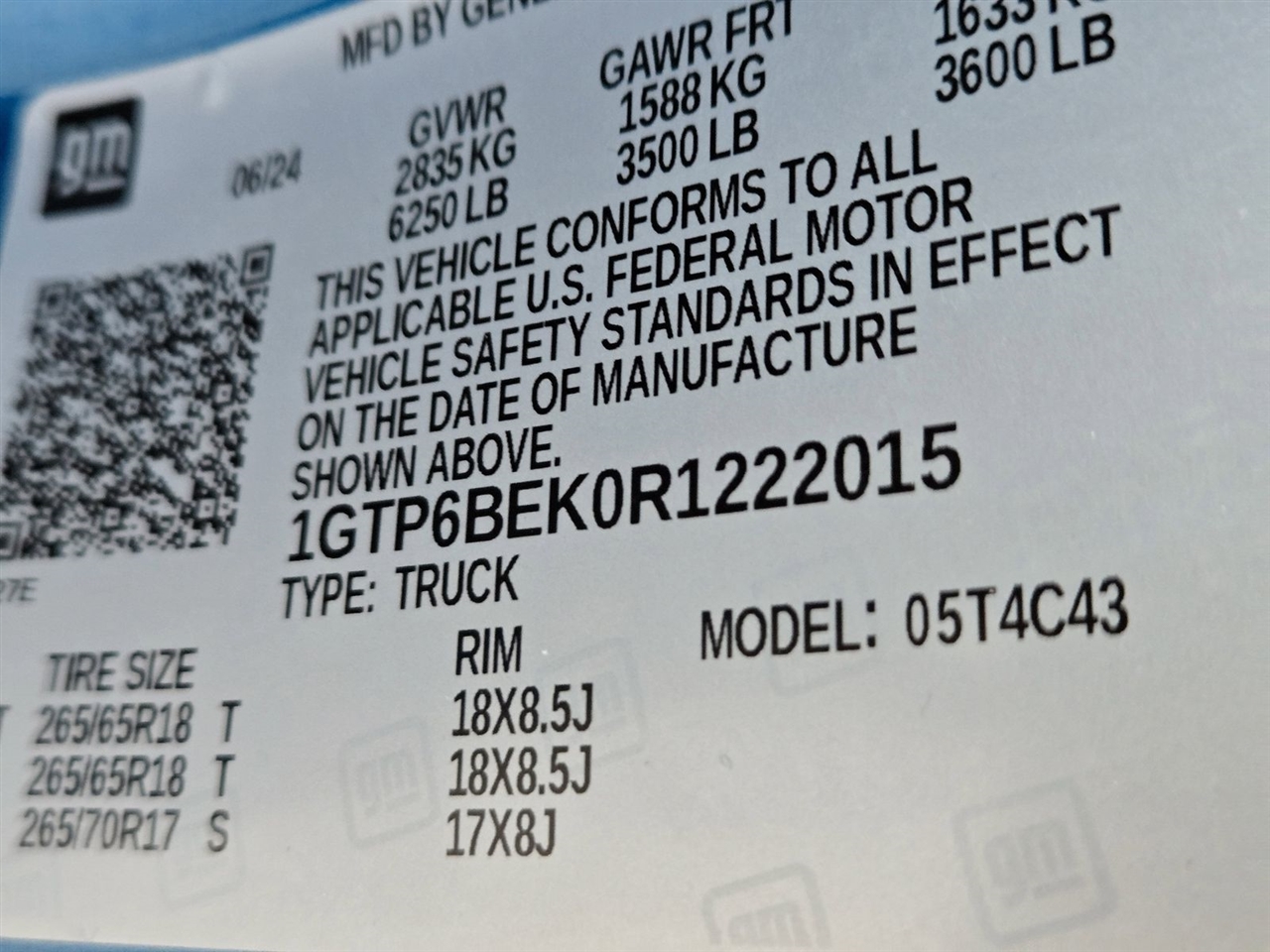 GMC Canyon 4WD Crew Cab Elevation 2024