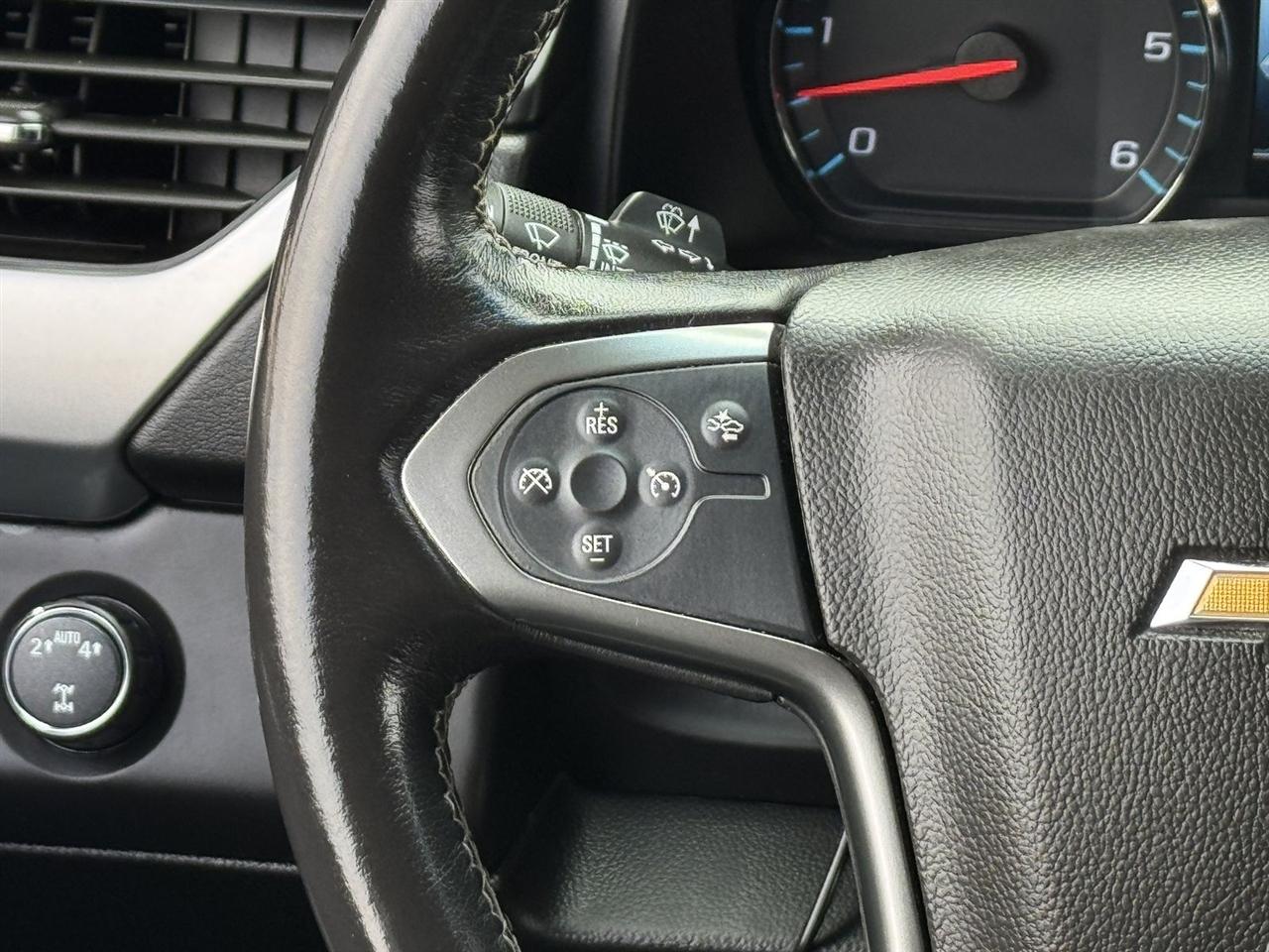 Chevrolet Suburban 4WD 4dr LT 2020