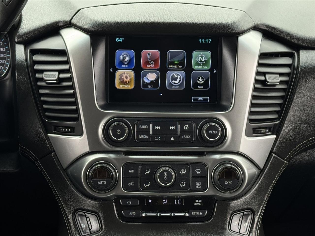 Chevrolet Suburban 4WD 4dr LT 2020