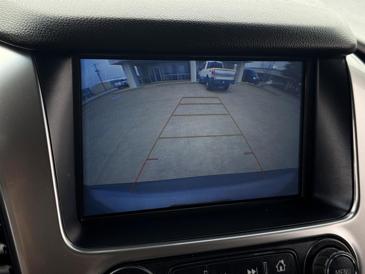 Chevrolet Suburban 4WD 4dr LT 2020