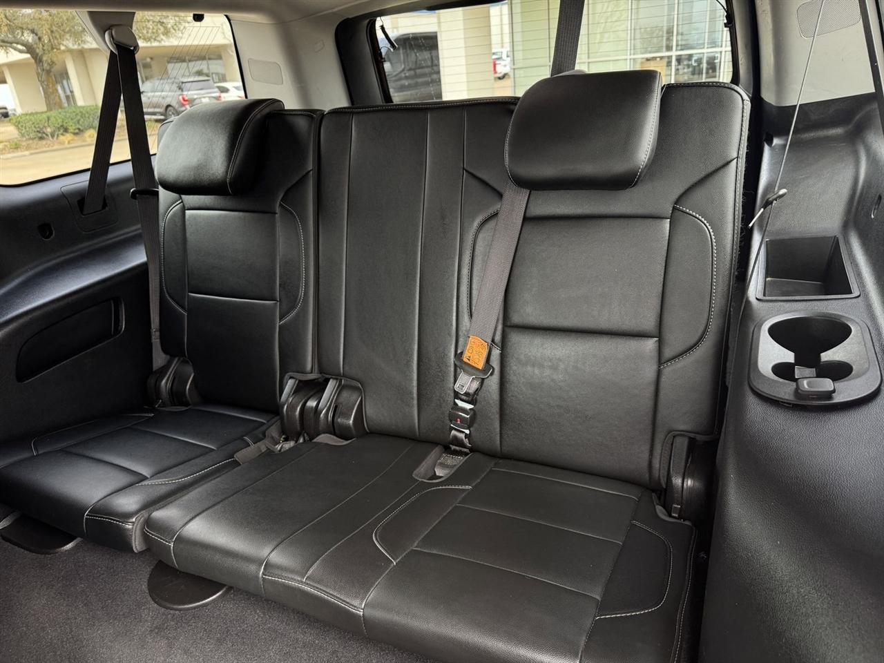 Chevrolet Suburban 4WD 4dr LT 2020