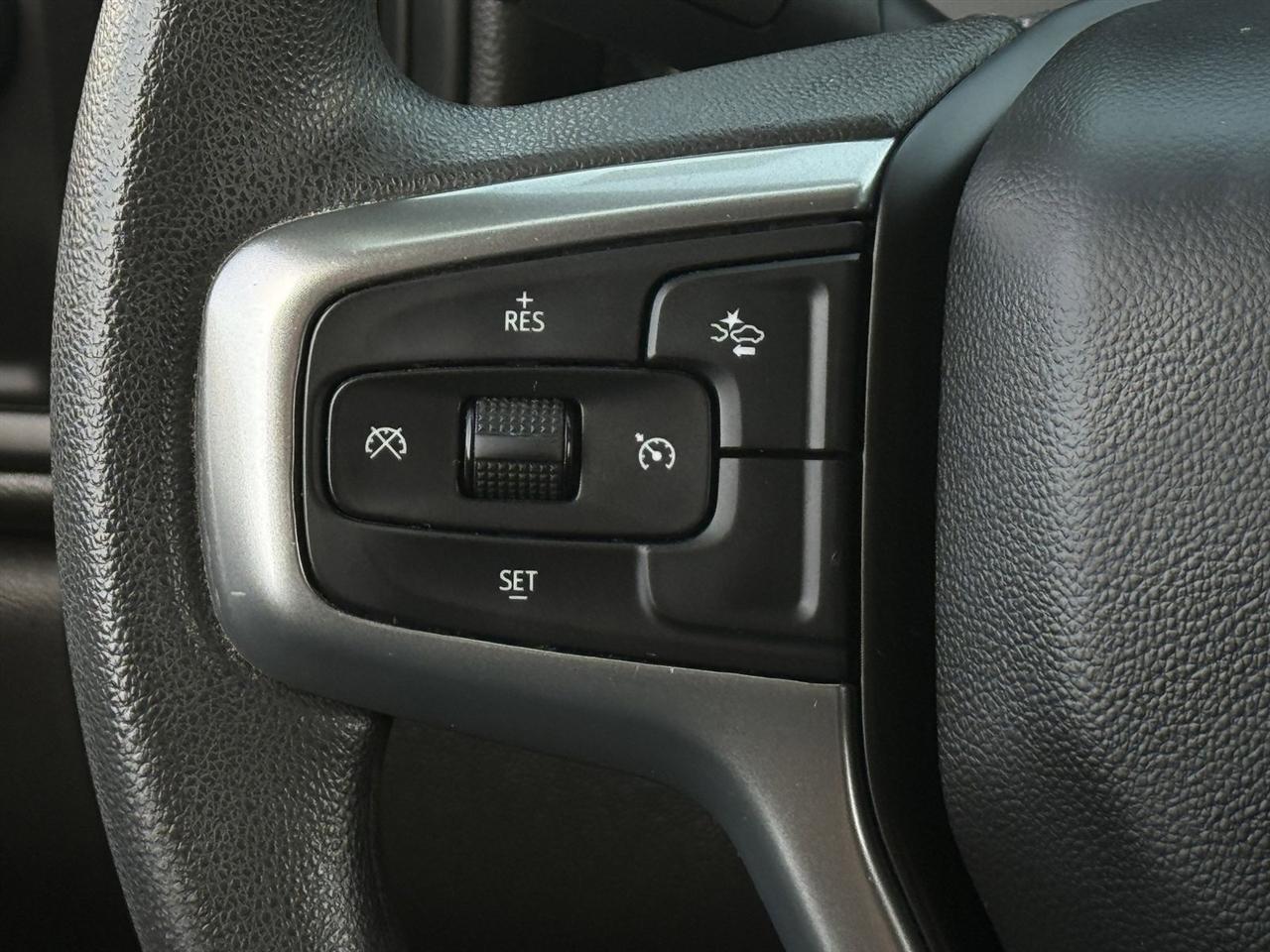 Chevrolet Silverado 1500 LTD 2WD Crew Cab 147" Custom 2022