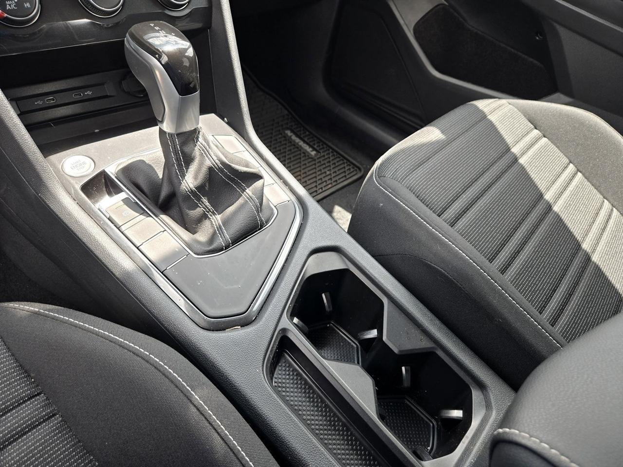 Volkswagen Tiguan 2.0T S FWD 2024