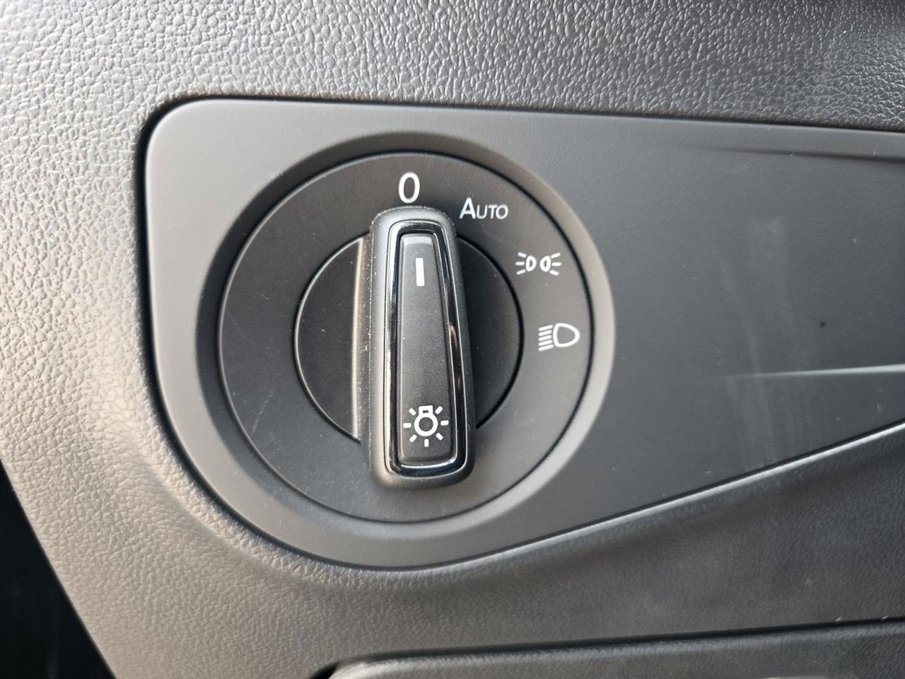 Volkswagen Tiguan 2.0T S FWD 2024