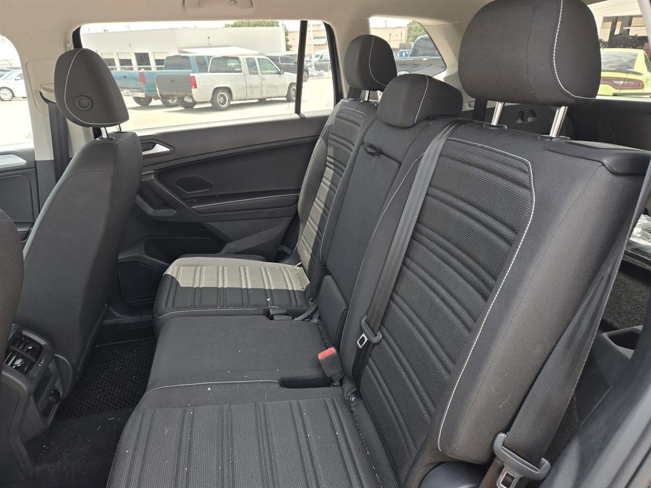 Volkswagen Tiguan 2.0T S FWD 2024