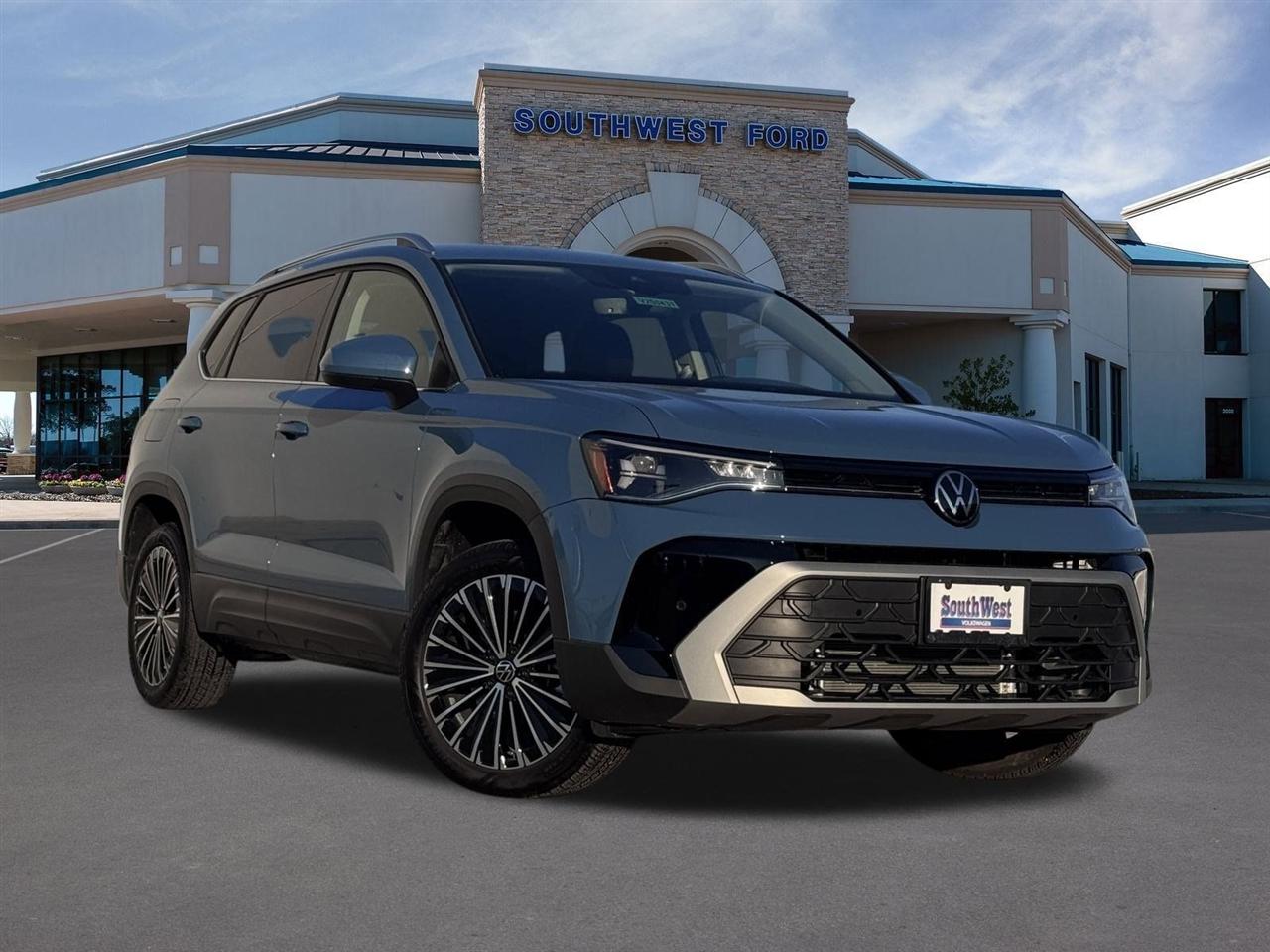 2025 Volkswagen Taos SE FWD