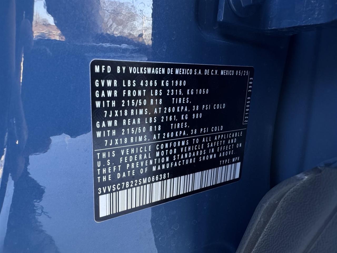 Volkswagen Taos SE FWD 2025