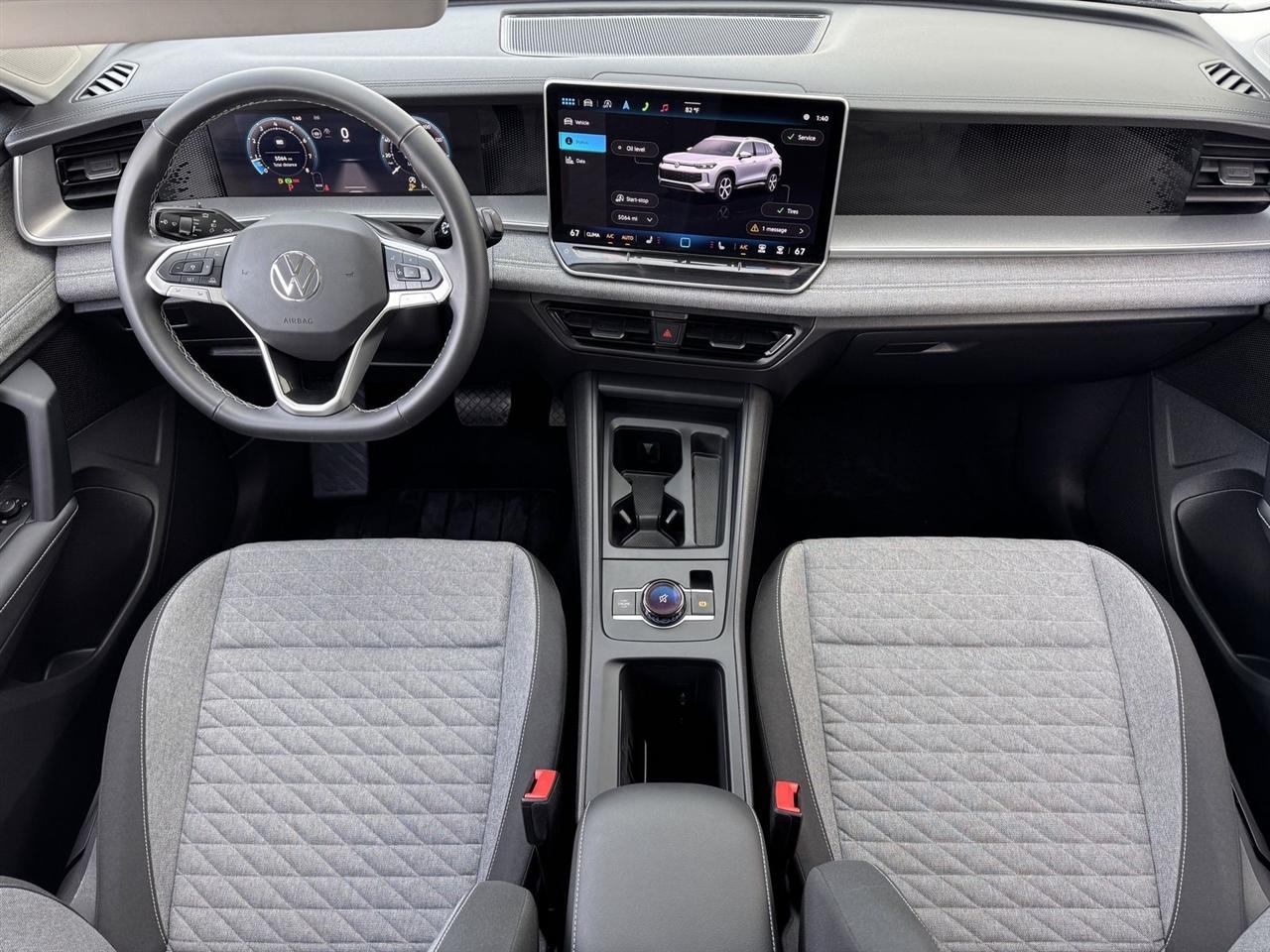 Volkswagen Tiguan 2.0T S FWD 2025