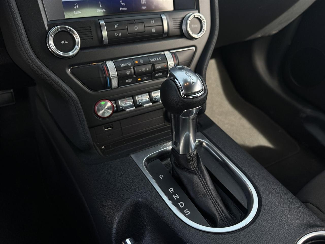 Ford Mustang EcoBoost Fastback 2022