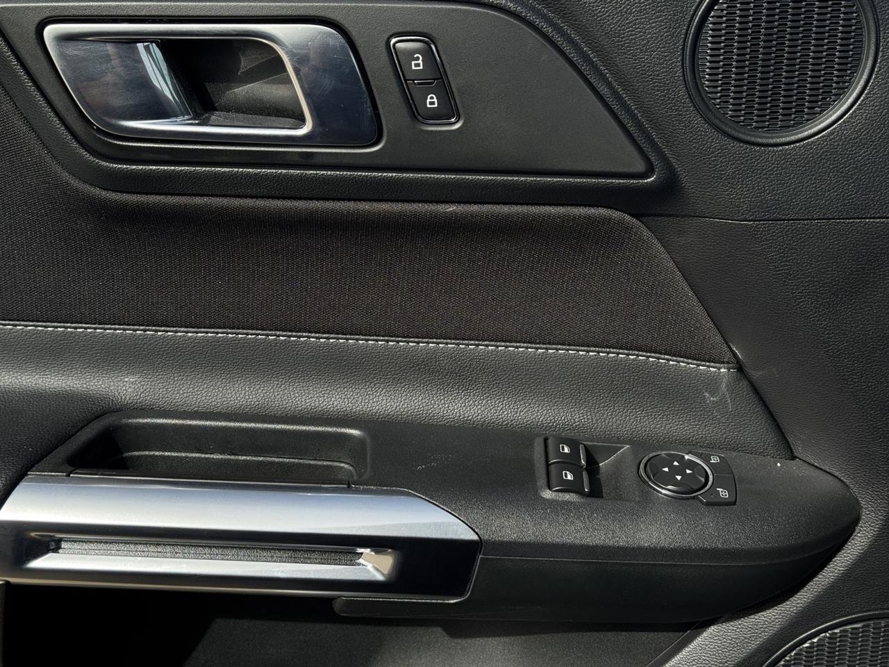 Ford Mustang EcoBoost Fastback 2022