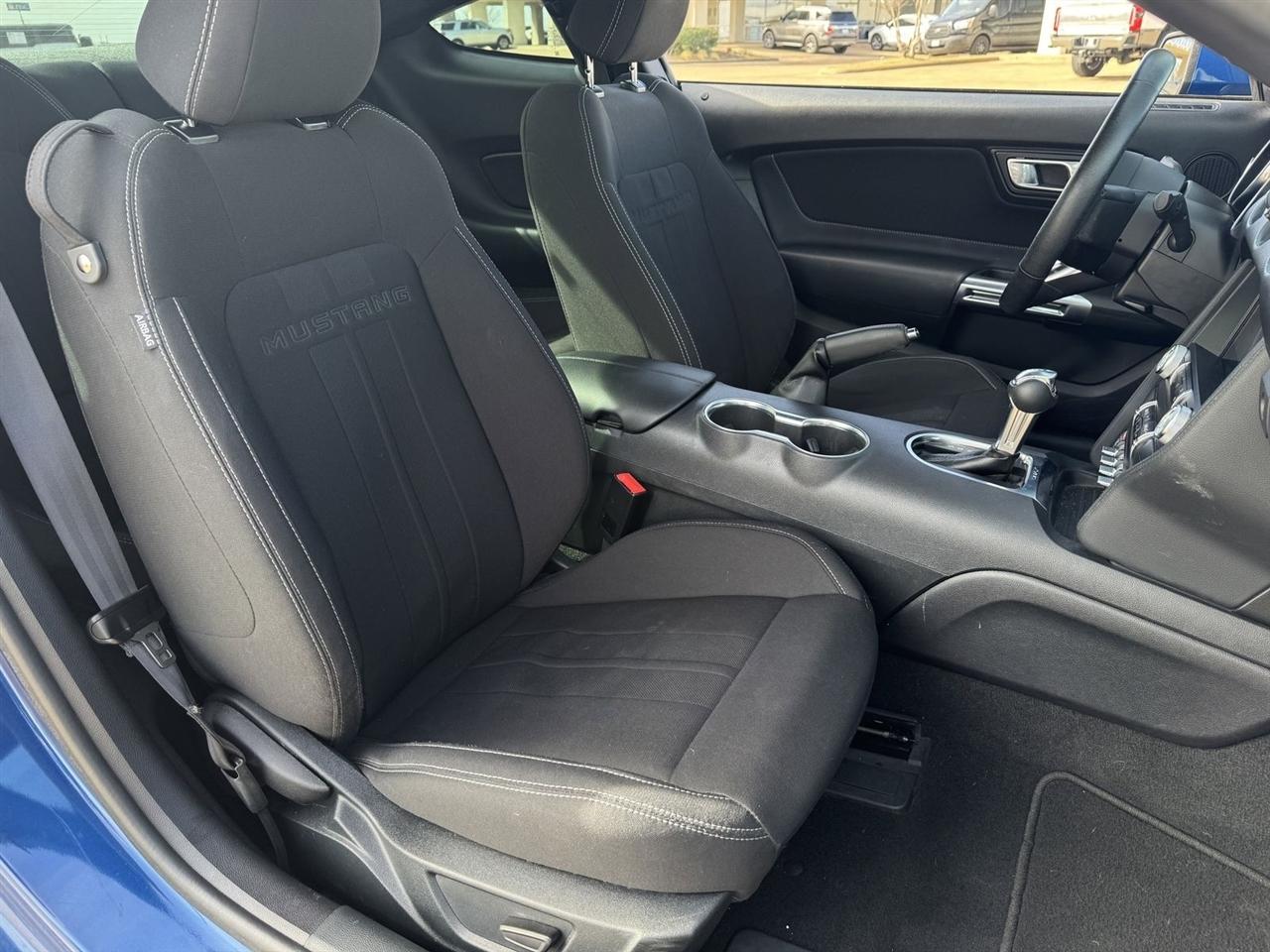 Ford Mustang EcoBoost Fastback 2022