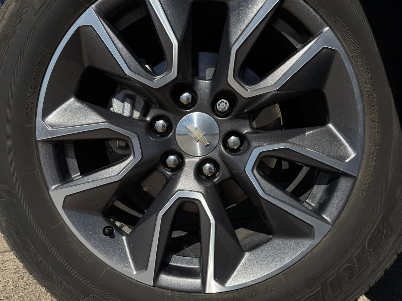 Chevrolet Silverado 1500 2WD Crew Cab 147" LT 2020