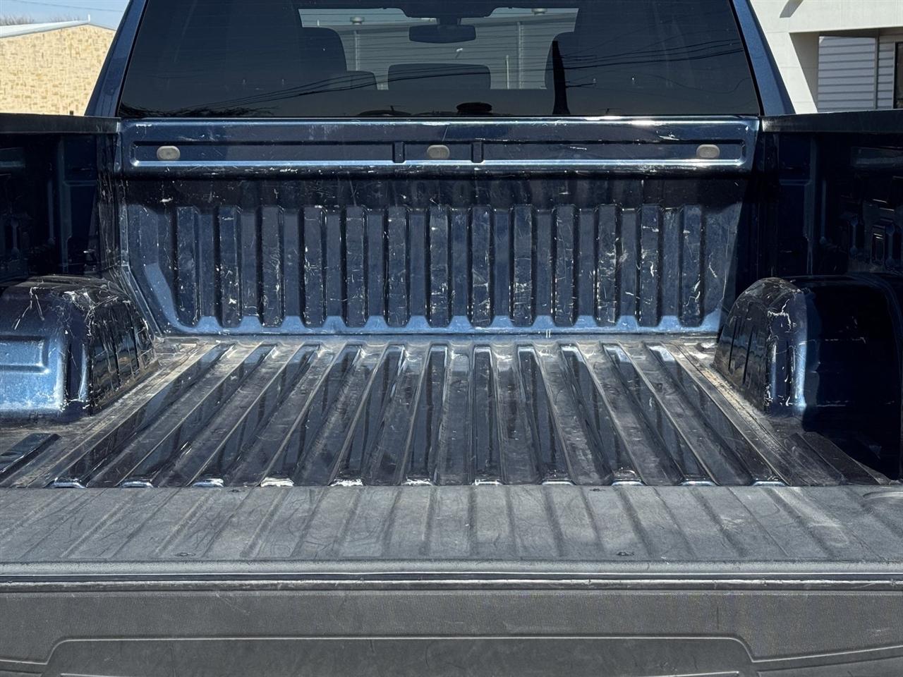 Chevrolet Silverado 1500 2WD Crew Cab 147" LT 2020