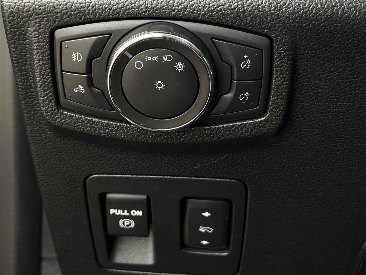 Ford F-150 Lariat 2WD SuperCrew 5.5' Box 2020