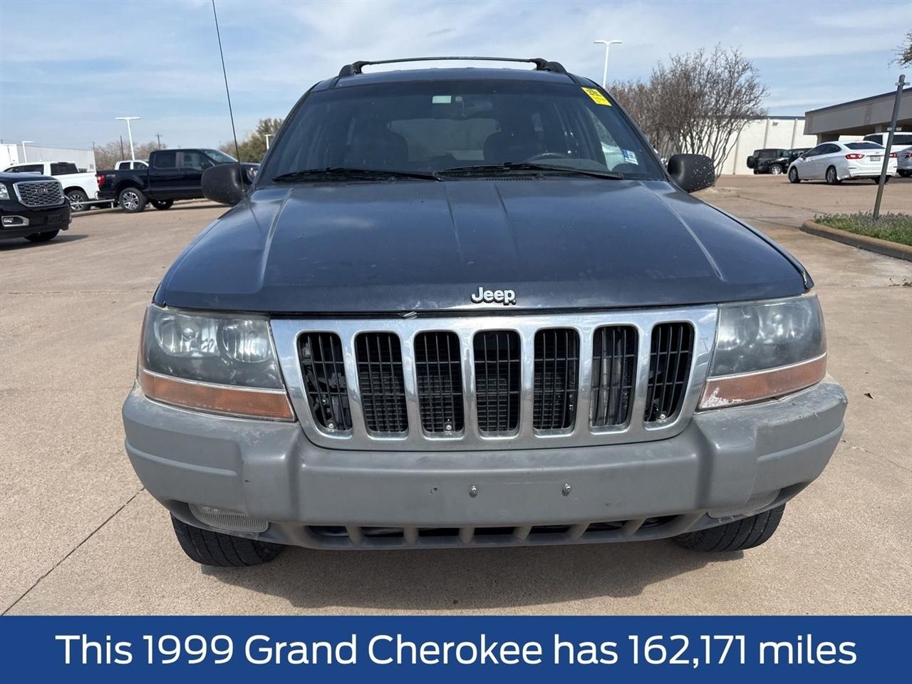 Jeep Grand Cherokee 4dr Laredo 4WD 1999