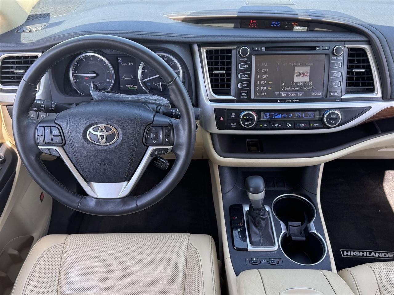 Toyota Highlander Limited V6 FWD (Natl) 2019