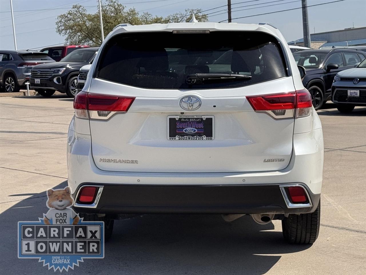 Toyota Highlander Limited V6 FWD (Natl) 2019