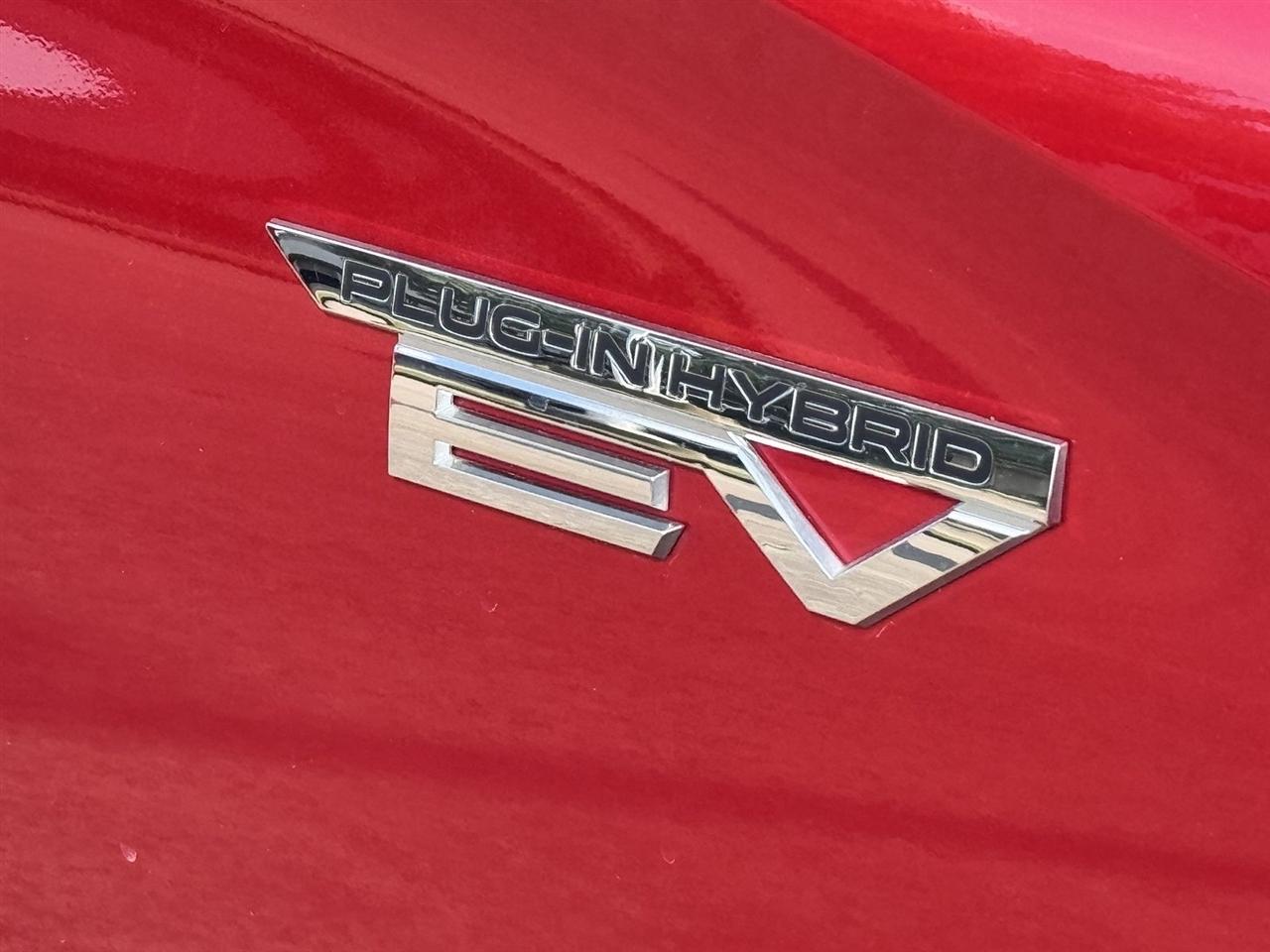 Mitsubishi Outlander PHEV 40th Anniversary S-AWC 2023