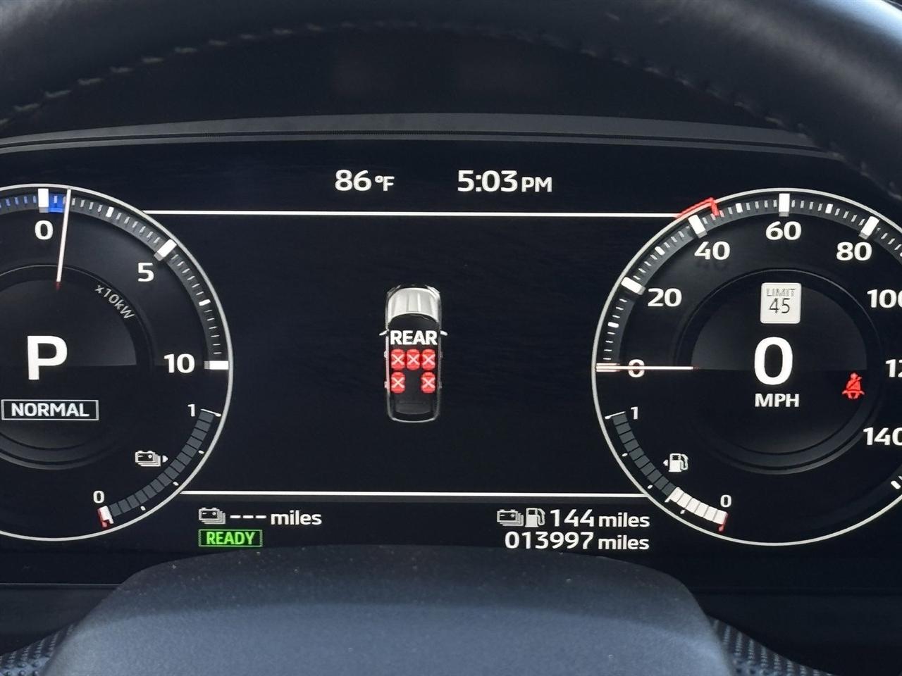 Mitsubishi Outlander PHEV 40th Anniversary S-AWC 2023