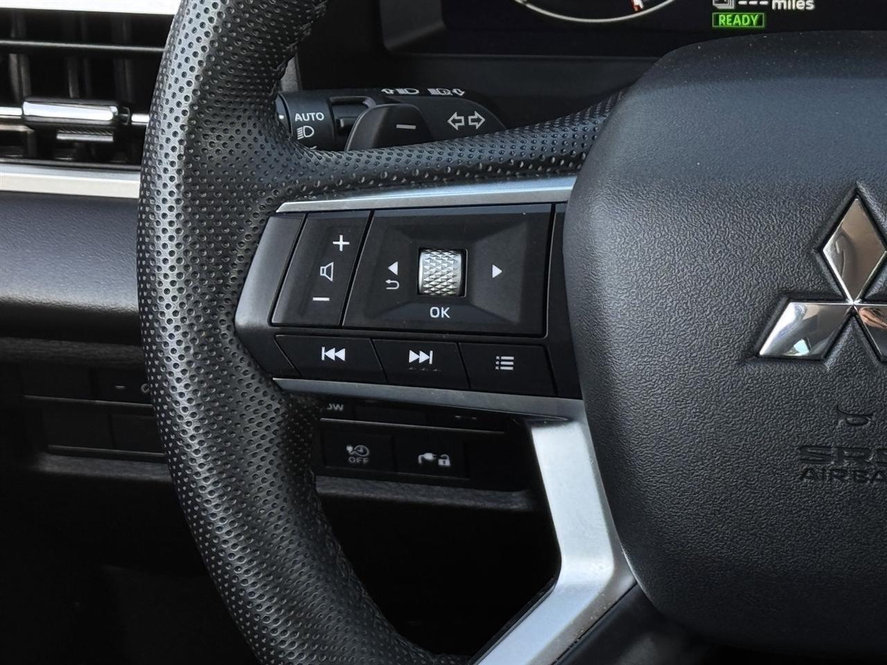 Mitsubishi Outlander PHEV 40th Anniversary S-AWC 2023