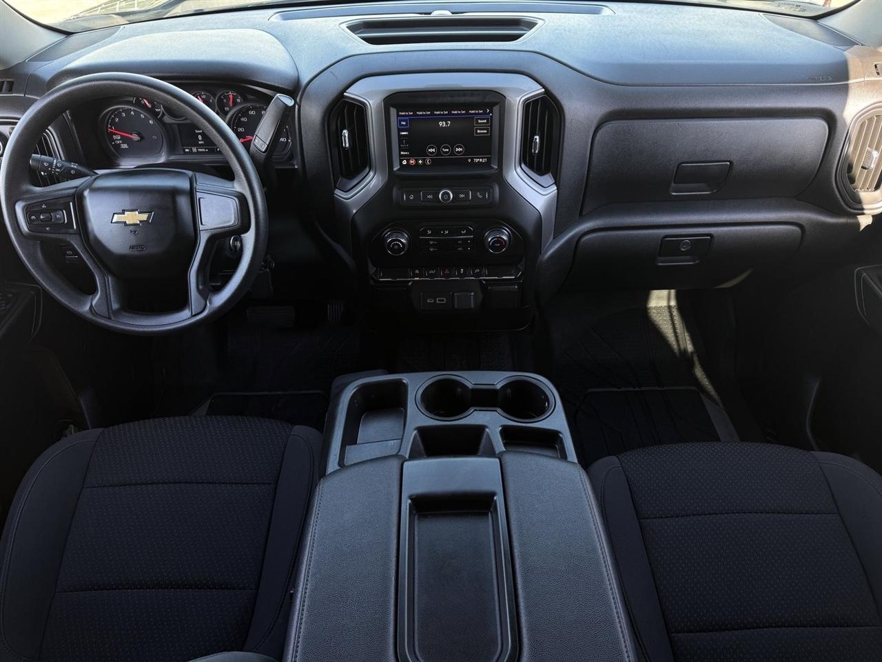 Chevrolet Silverado 1500 4WD Crew Cab 147" Custom 2021