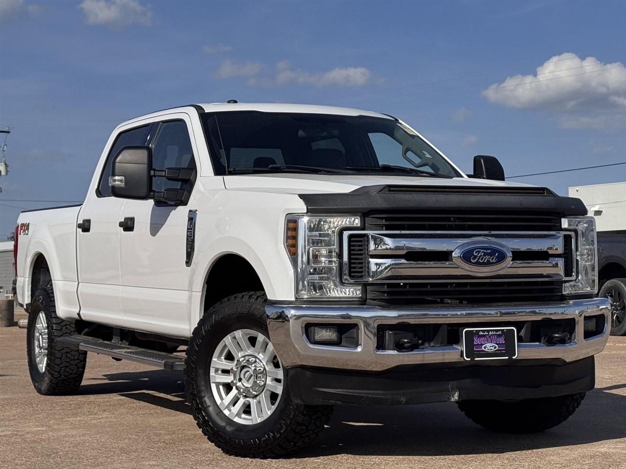 Ford Super Duty F-250 SRW King Ranch 4WD Crew Cab 8' Box 2018