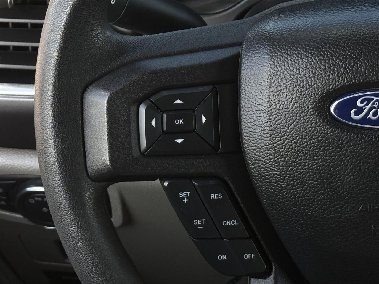 Ford Super Duty F-250 SRW King Ranch 4WD Crew Cab 8' Box 2018