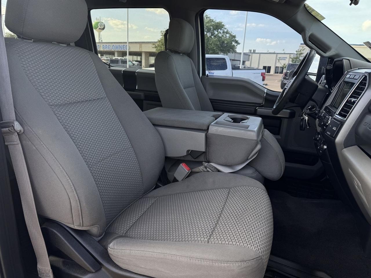 Ford Super Duty F-250 SRW King Ranch 4WD Crew Cab 8' Box 2018