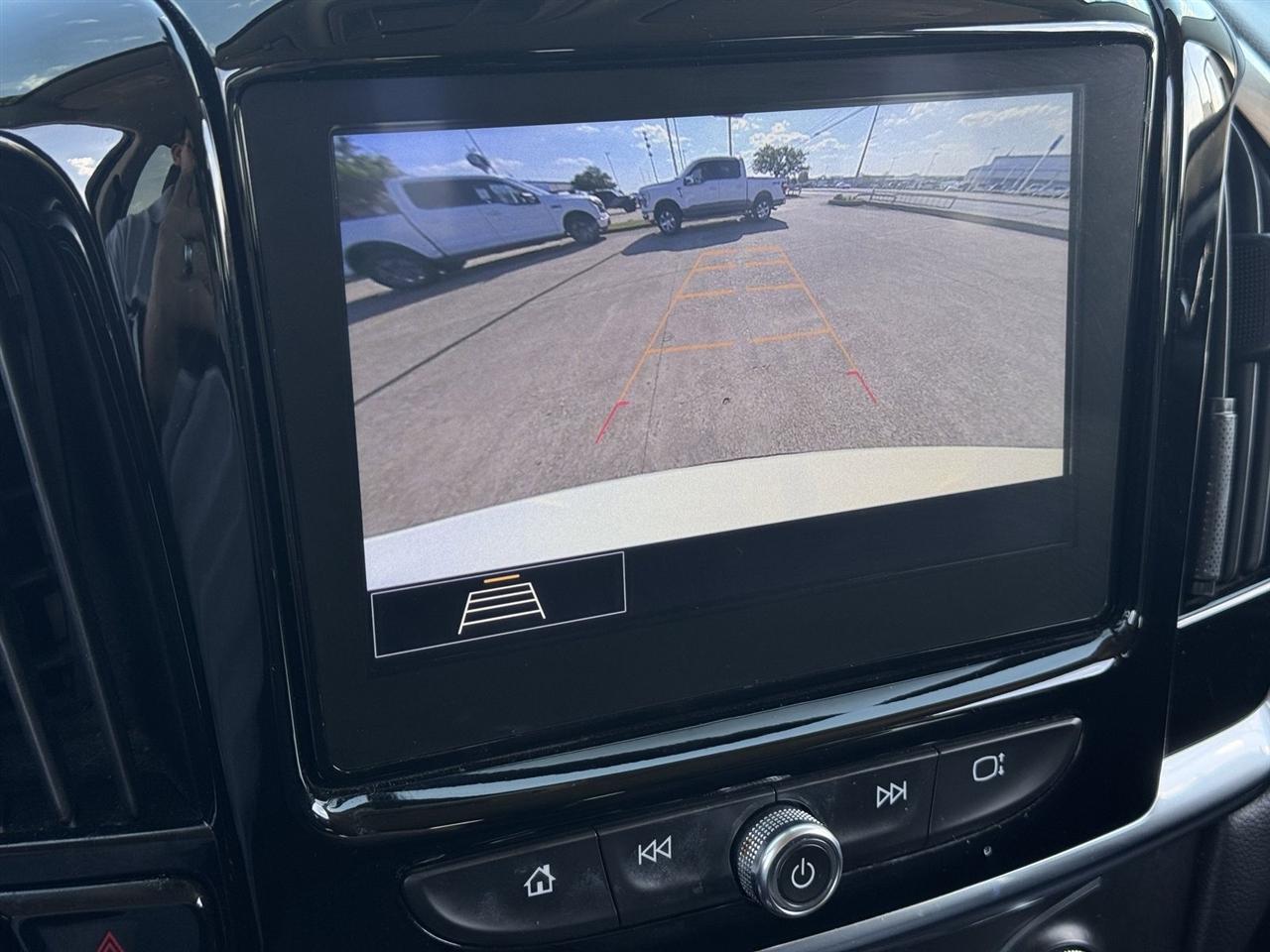 Chevrolet Traverse FWD 4dr LT Leather 2021