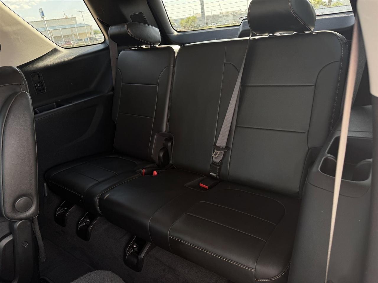 Chevrolet Traverse FWD 4dr LT Leather 2021