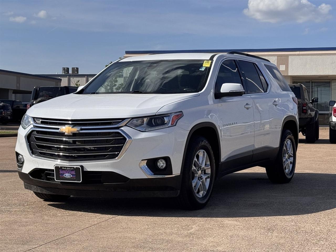Chevrolet Traverse FWD 4dr LT Leather 2021