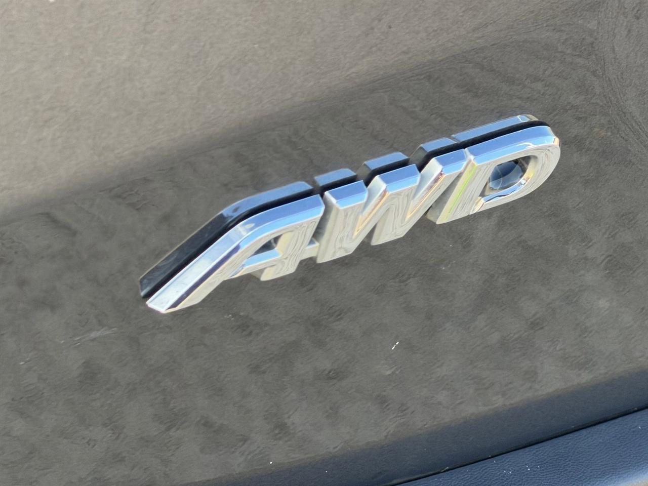 Toyota RAV4 Hybrid XLE AWD (Natl) 2022